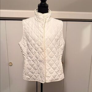 Vineyard Vines quilted vest